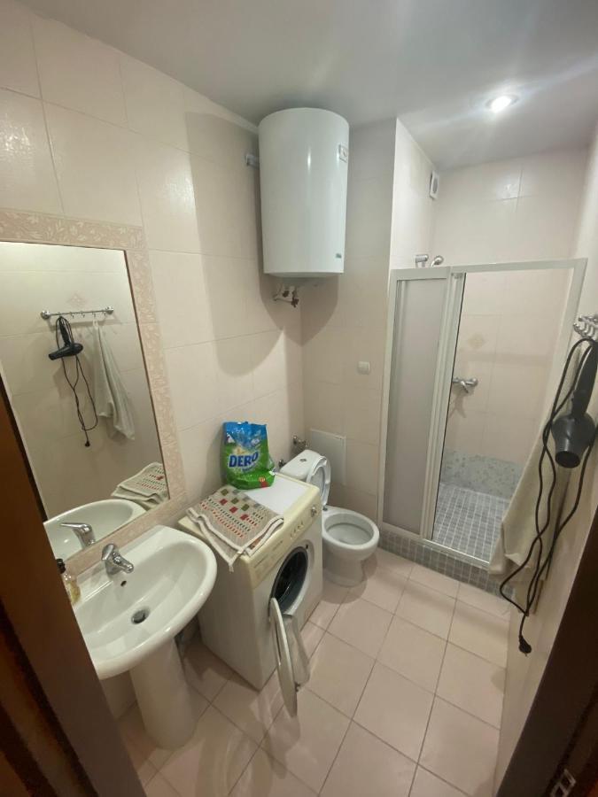 White New Ultracentral 2-rooms In The Heart