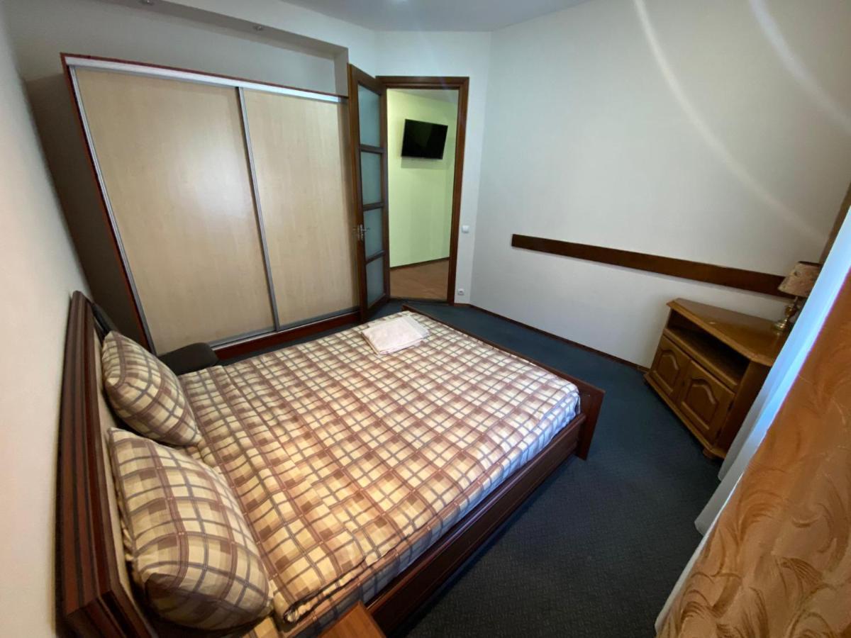 White New Ultracentral 2-rooms In The Heart *
